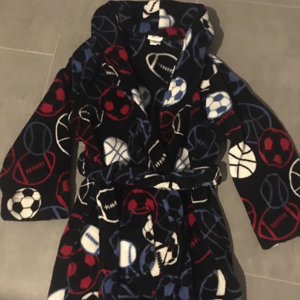 Cherokee boys robe